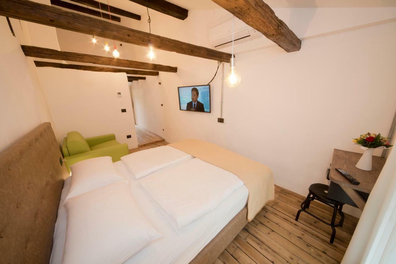 Sir Thomas Bed&More Bozen Extérieur photo